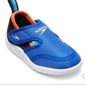 SPEEDO HYBRID WATER SHOES TODDLER Size 5-6. Boys/Girls